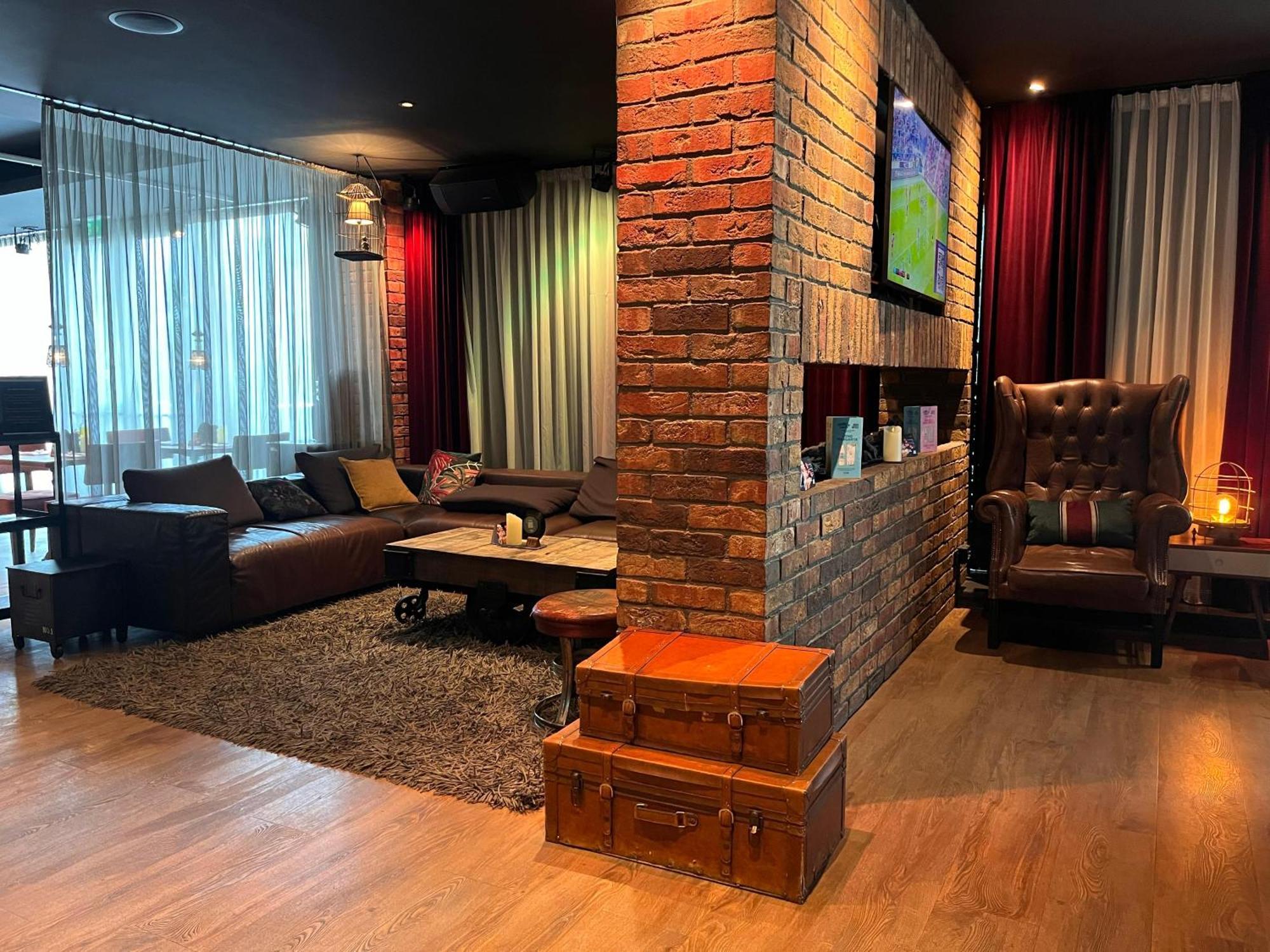 B&B Hotel Дербі Екстер'єр фото